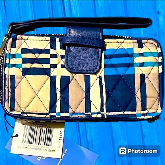 🆕 Vera Bradley Blue and Beige Smartphone Wristlet NWT - Picture 2 of 9